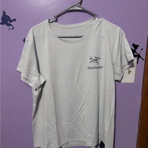 Women’s Short Sleeve Crew Tee in Light Gray